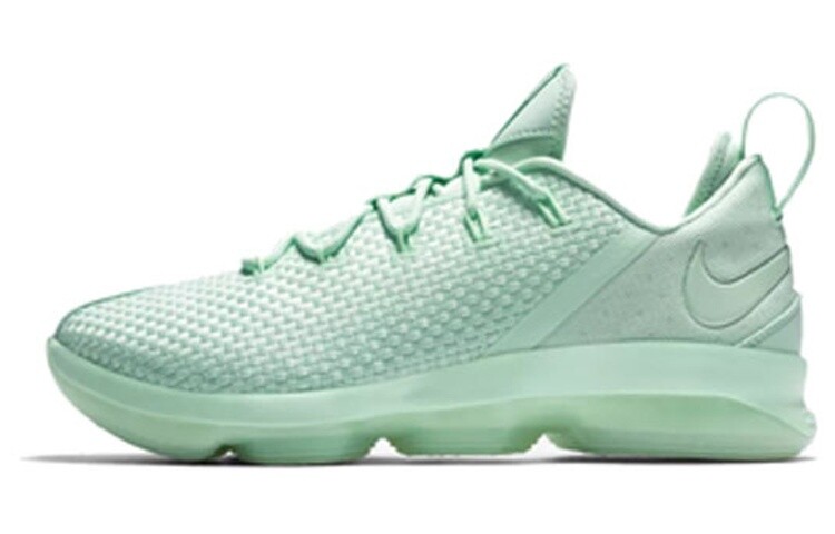 Кроссовки Nike LeBron 14 Low Mint Foam
Кроссовки Nike LeBron 14 Low Mint Foam