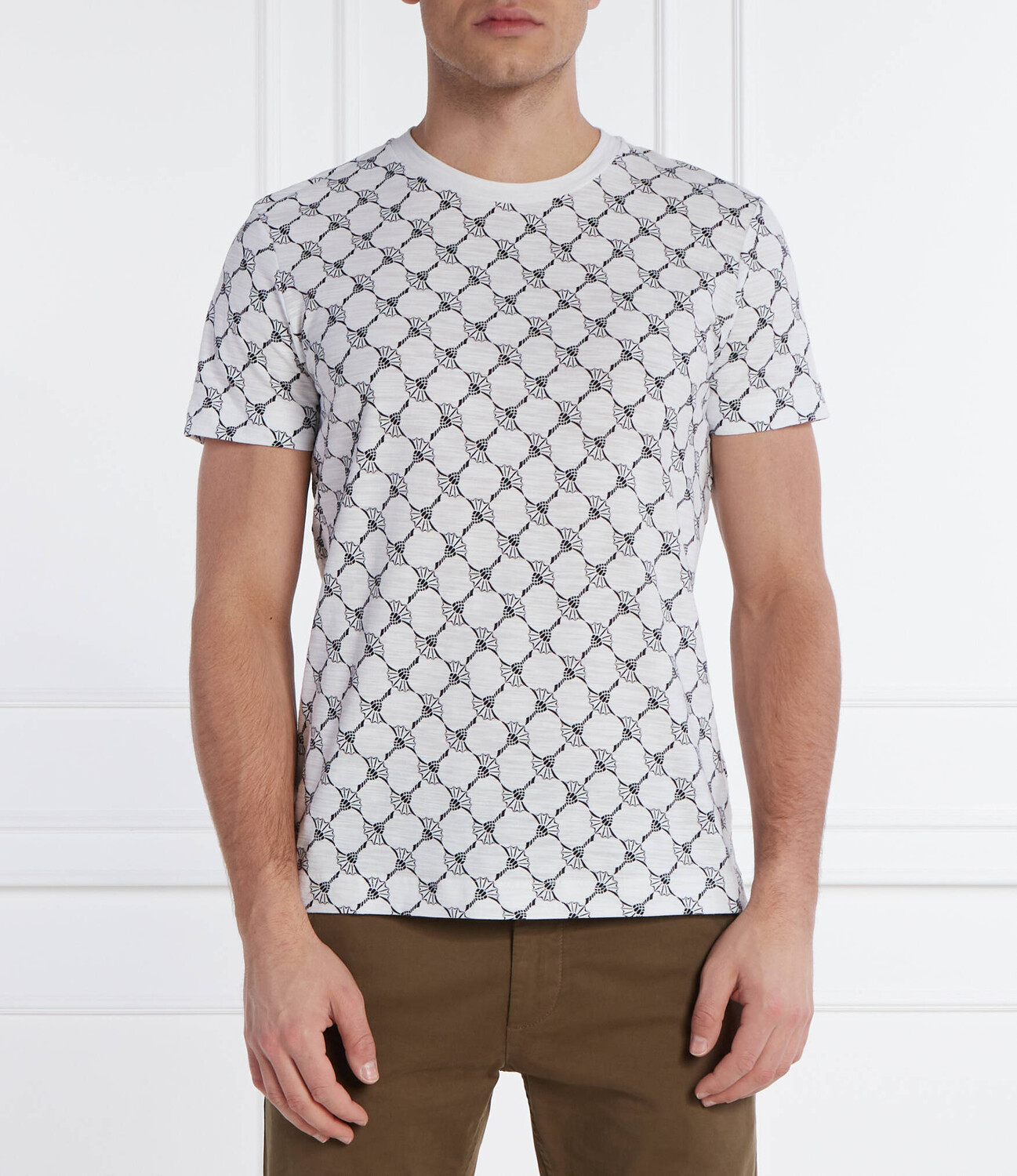 Футболка Joop! Tyron Modern fit, белый
Футболка Joop! Tyron Modern fit, белый