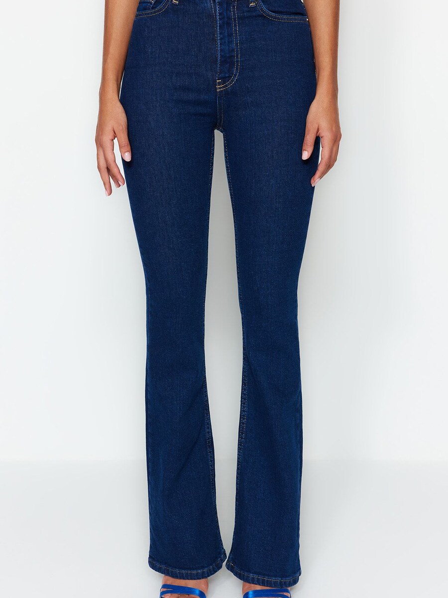 Расклешенные джинсы Trendyol, темно-синий
Расклешенные джинсы Trendyol, темно-синий