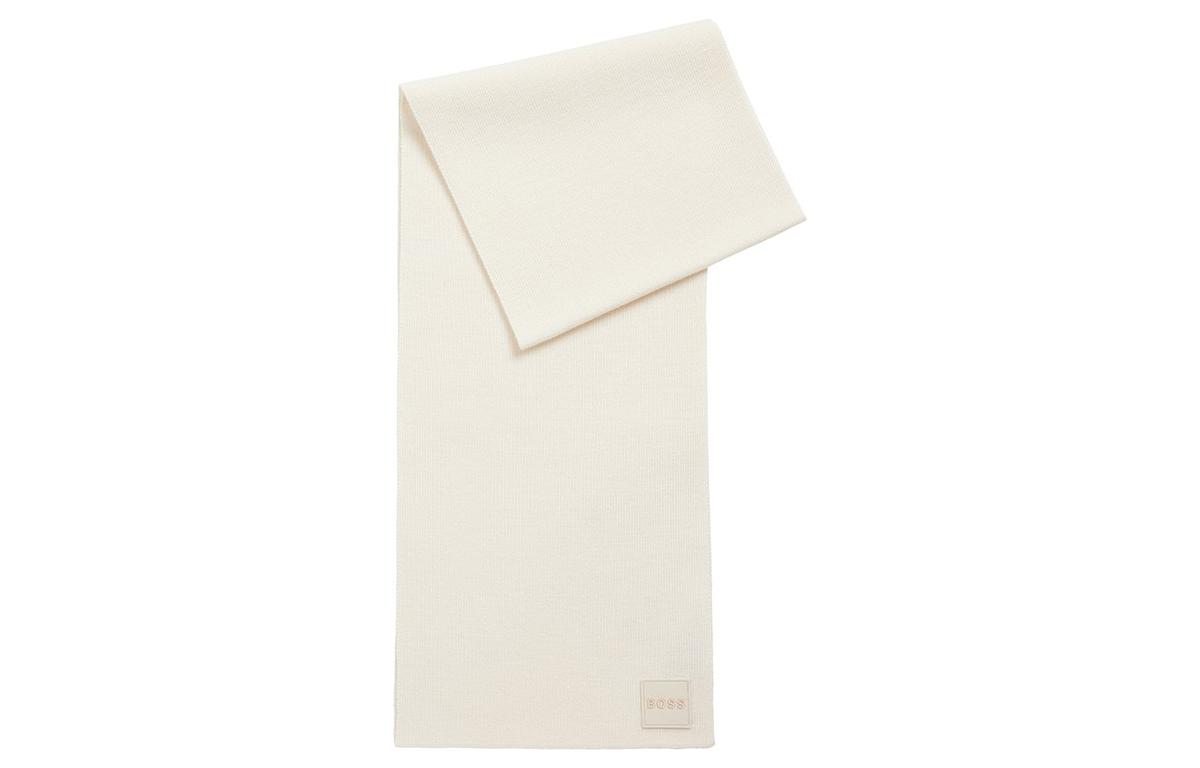 Шарф вязаный унисекс белый HUGO BOSS
Шарф вязаный унисекс белый HUGO BOSS