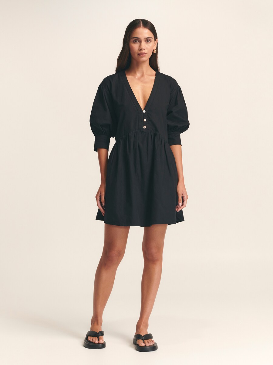 Платье St MRLO Leo, черный
Платье St MRLO Leo, черный