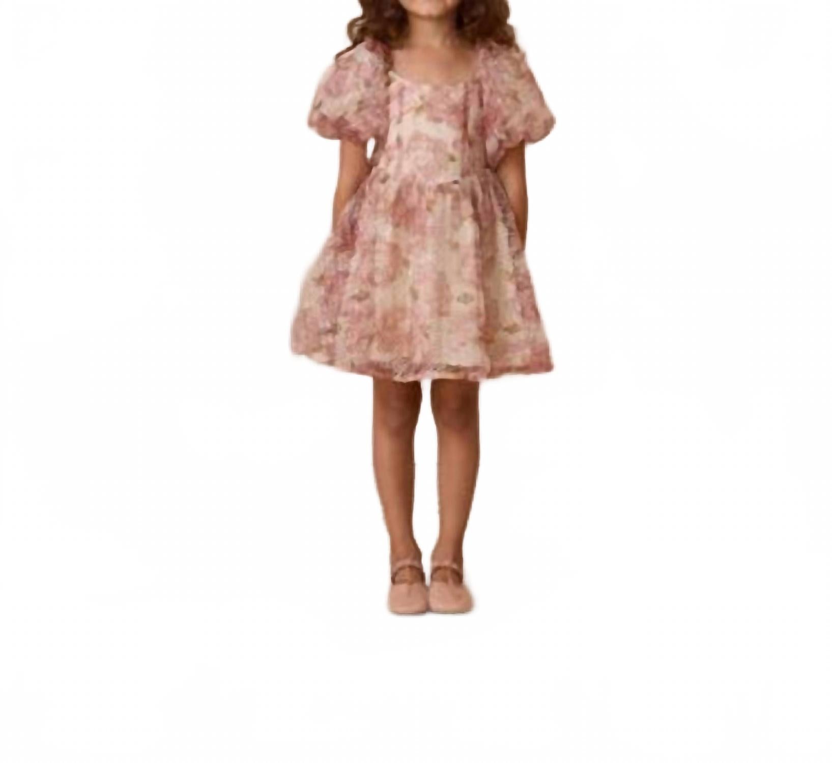 Платье Нины в розовых пионах Noralee, Pink Peonies
Платье Нины в розовых пионах Noralee, Pink Peonies