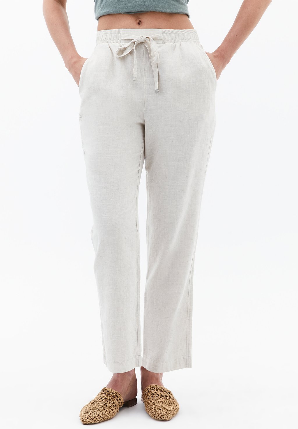 Брюки HOHER TAILLE MIT KAROTTENFORM OXXO, бежевый
Брюки HOHER TAILLE MIT KAROTTENFORM OXXO, бежевый