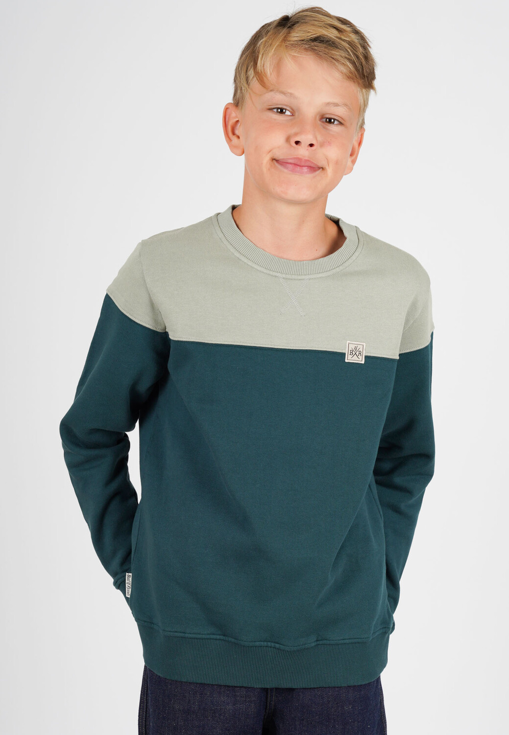 Пуловер Band of Rascals Sweat Off My Shoulders, цвет moos racing green
Пуловер Band of Rascals Sweat Off My Shoulders, цвет moos racing green