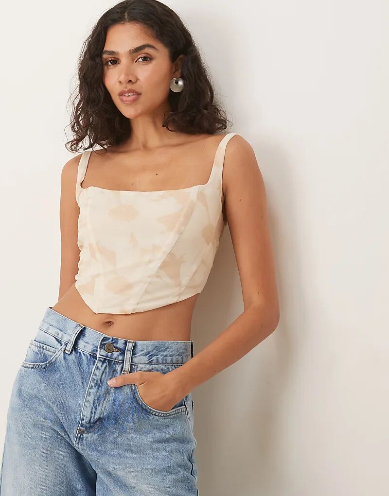 Верх-корсет с квадратным вырезом из сетки с рисунком подсолнуха
Верх-корсет с квадратным вырезом из сетки с рисунком подсолнуха