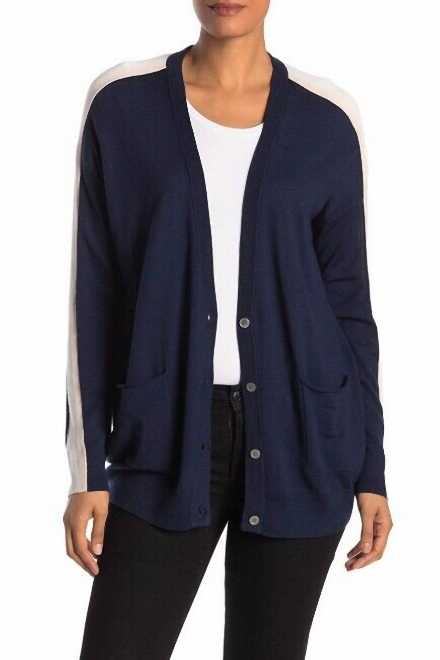 Школьный шерстяной кардиган синего цвета ATM
Школьный шерстяной кардиган синего цвета ATM