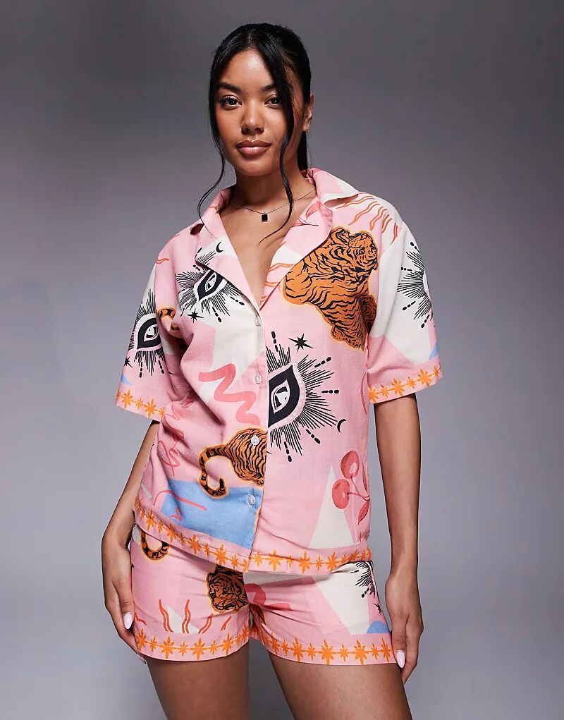 Пижамный комплект River Island с небесным принтом в светло-розовом цвете
Пижамный комплект River Island с небесным принтом в светло-розовом цвете