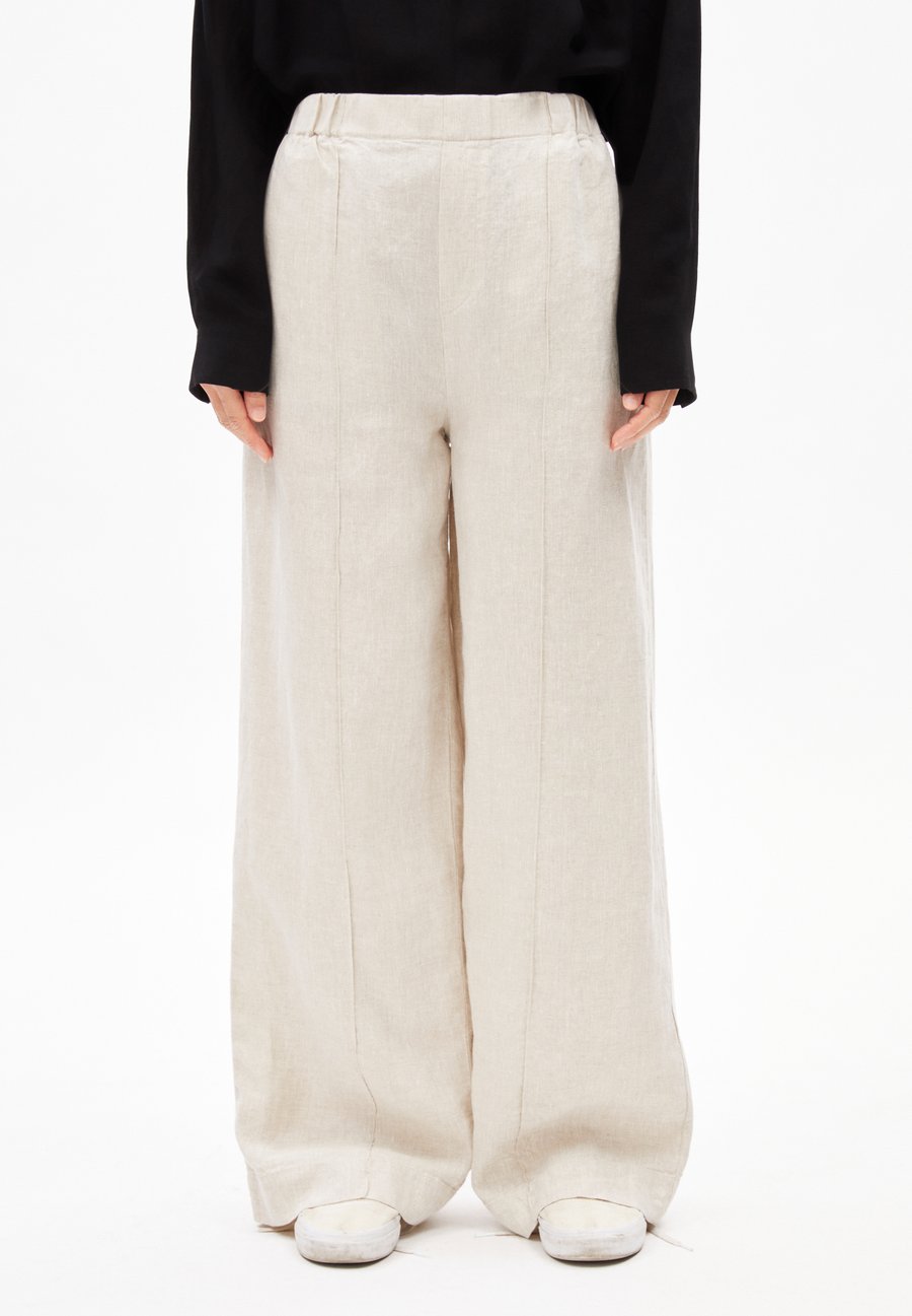 Брюки ARMEDANGELS JONAALIE PURE LINO, Undyed/Off-White
Брюки ARMEDANGELS JONAALIE PURE LINO, Undyed/Off-White