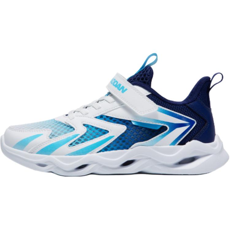 Скользоустойчивые, износостойкие, дышащие низкие детские беговые кроссовки QIAODAN, бело-голубые
Скользоустойчивые, износостойкие, дышащие низкие детские беговые кроссовки QIAODAN, бело-голубые