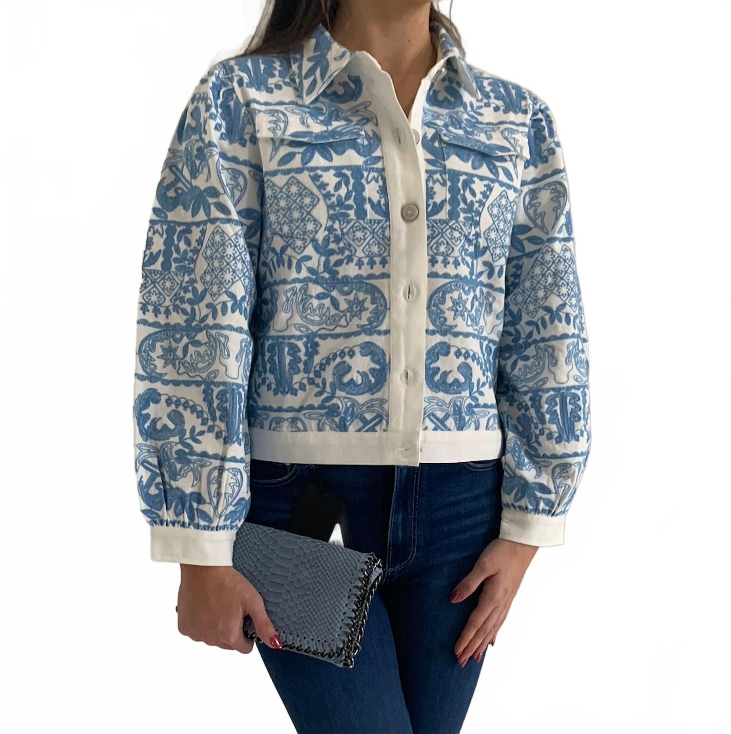 Байрон Вышитая куртка в синем LOVE THE LABEL
Байрон Вышитая куртка в синем LOVE THE LABEL