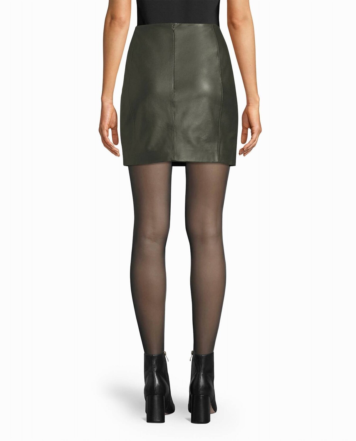 Кожаная мини-юбка армейского зеленого цвета Nicole Miller
Кожаная мини-юбка армейского зеленого цвета Nicole Miller
