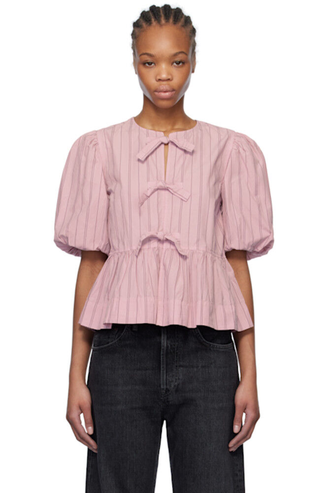 Блузка из розового хлопкового поплина с завязками-баской GANNI
Блузка из розового хлопкового поплина с завязками-баской GANNI