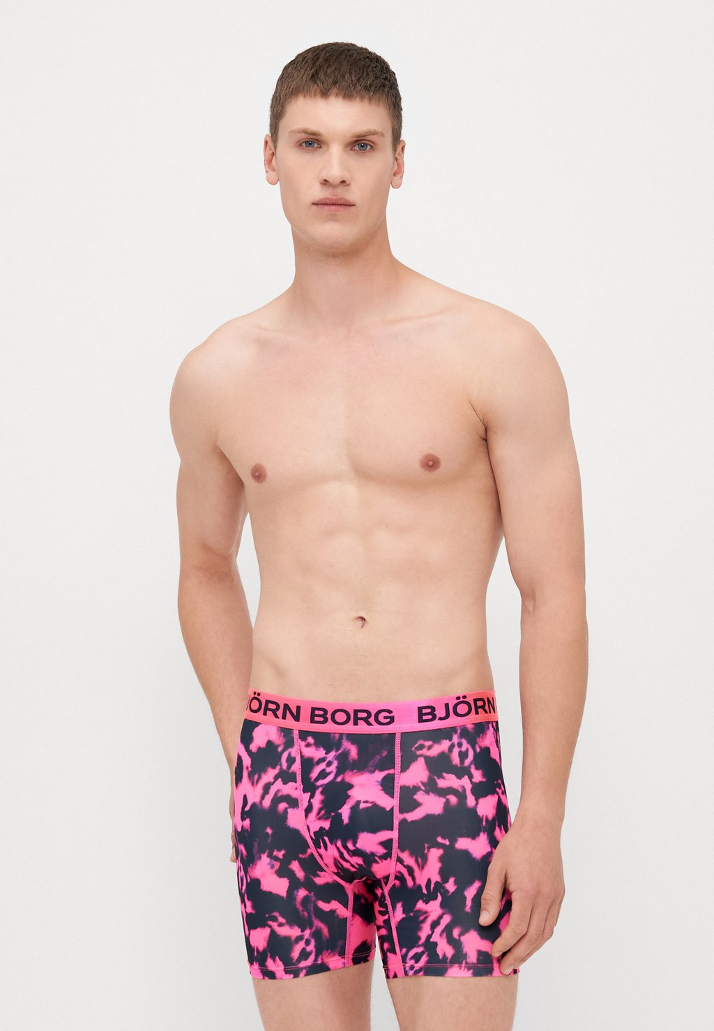 Брюки-кюлоты SPORTS 3 PACK Björn Borg, черный
Брюки-кюлоты SPORTS 3 PACK Björn Borg, черный