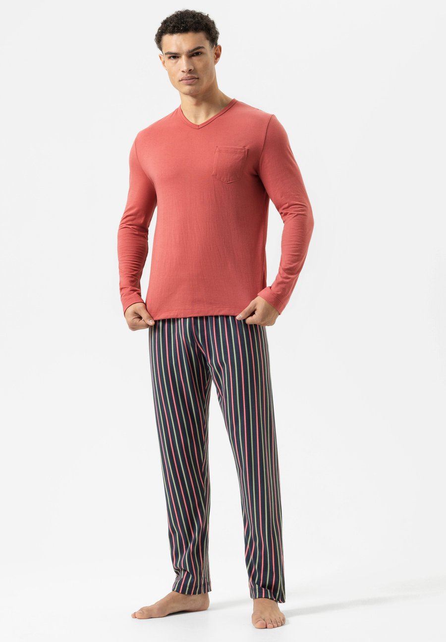 Пижамный комплект mey SET, Rose Brick/Light Pink
Пижамный комплект mey SET, Rose Brick/Light Pink