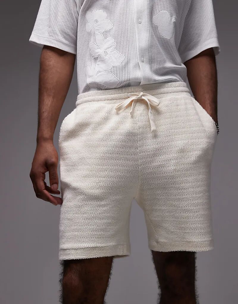 Текстурированные шорты Topman цвета экрю
Текстурированные шорты Topman цвета экрю