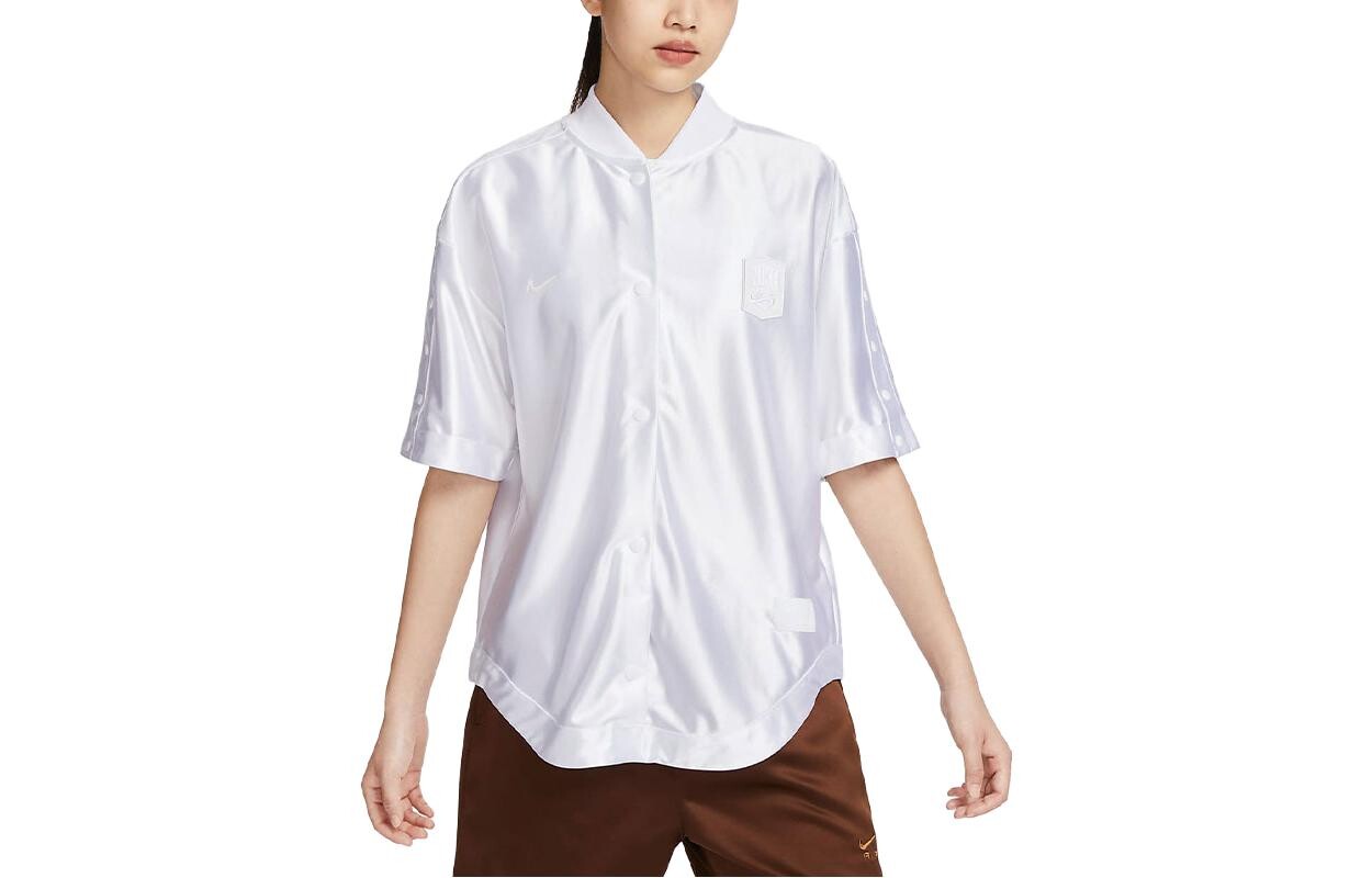 Рубашка женская белая Nike
Рубашка женская белая Nike