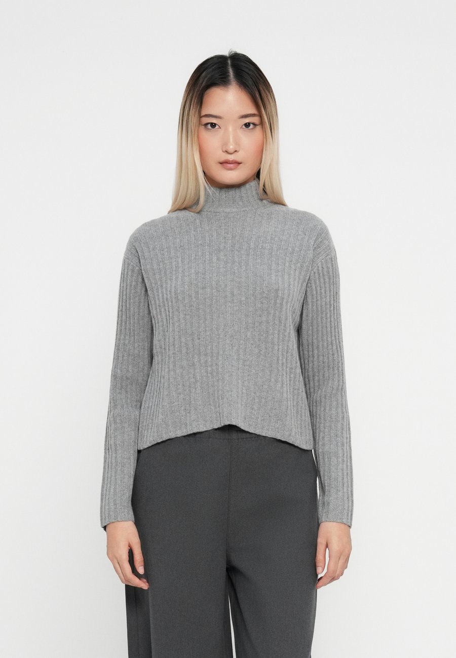 Джемпер DOCKERS BOXY MOCK NECK, Heather Gray/Mottled Grey
Джемпер DOCKERS BOXY MOCK NECK, Heather Gray/Mottled Grey