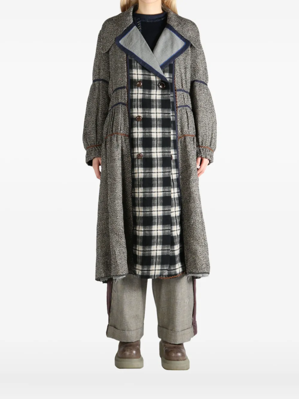 Клетчатое пальто из смесовой шерсти COMMUNS, серый
Клетчатое пальто из смесовой шерсти COMMUNS, серый