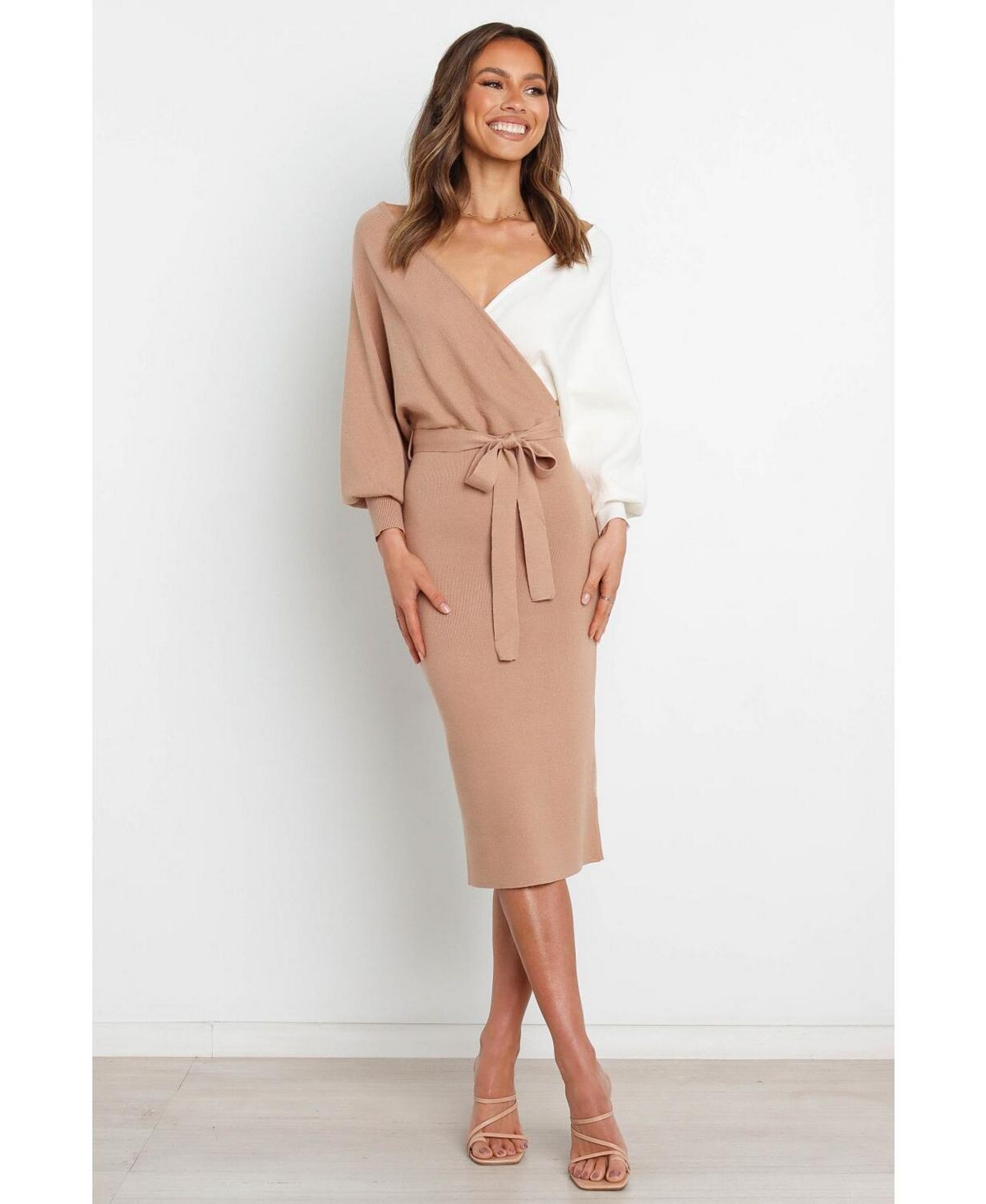 Женское платье Нейт Petal and Pup
Женское платье Нейт Petal and Pup