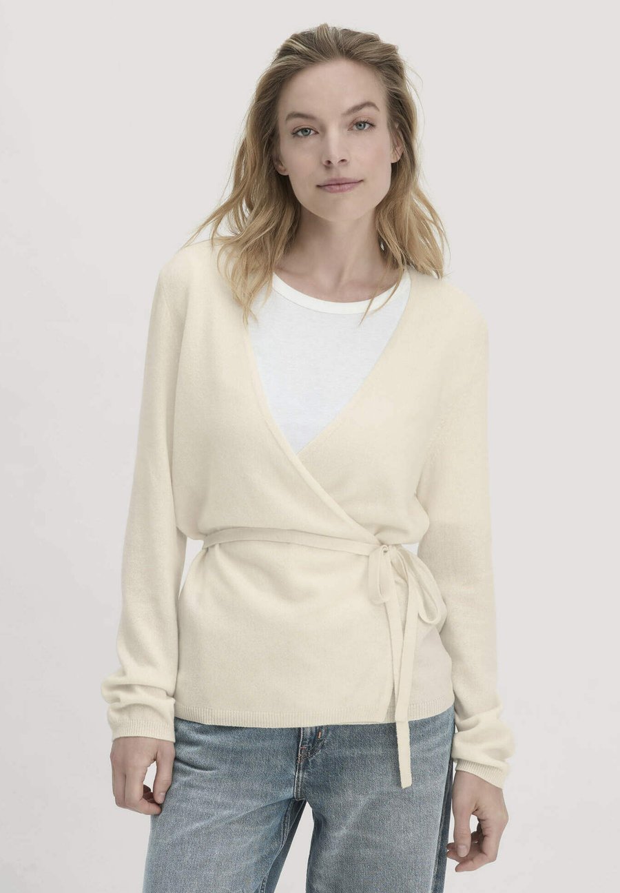Кардиган Hessnatur MERINO, Naturweiss/Off-White
Кардиган Hessnatur MERINO, Naturweiss/Off-White
