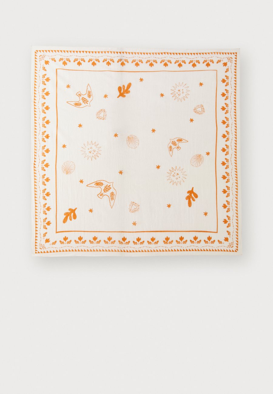 Шарф Becksöndergaard DODERA STENCA SICO SCARF, Birch White/White
Шарф Becksöndergaard DODERA STENCA SICO SCARF, Birch White/White