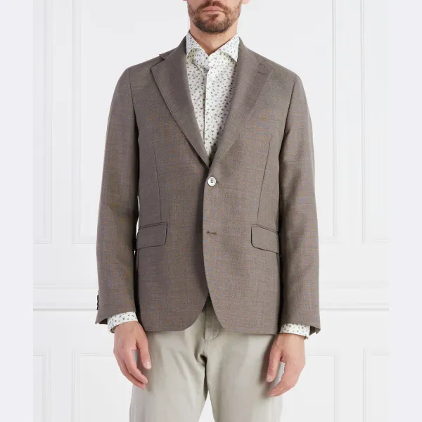 Элегантный шерстяной мягкий пиджак прямого кроя. Oscar Jacobson, бежевый
Элегантный шерстяной мягкий пиджак прямого кроя. Oscar Jacobson, бежевый