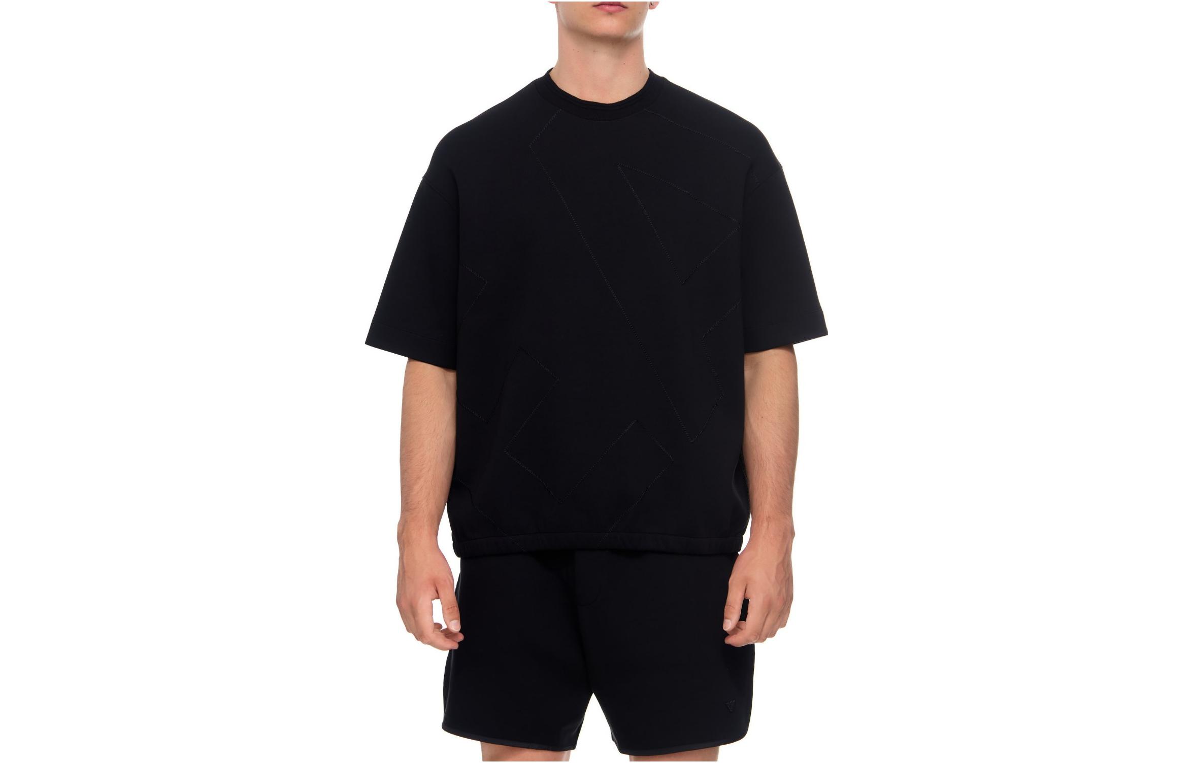 EMPORIO ARMANI Футболка мужская черная
EMPORIO ARMANI Футболка мужская черная