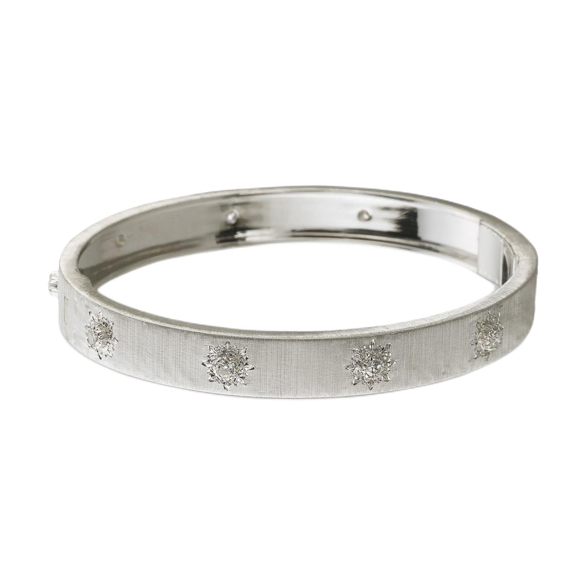 BUCCELLATI Серебряный браслет Diamond Bangles для женщин
BUCCELLATI Серебряный браслет Diamond Bangles для женщин
