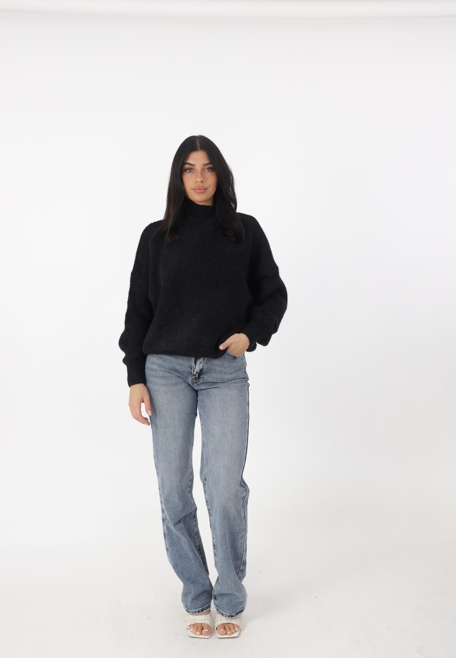 Джемпер Elara Jumper, Schwarz/Black
Джемпер Elara Jumper, Schwarz/Black