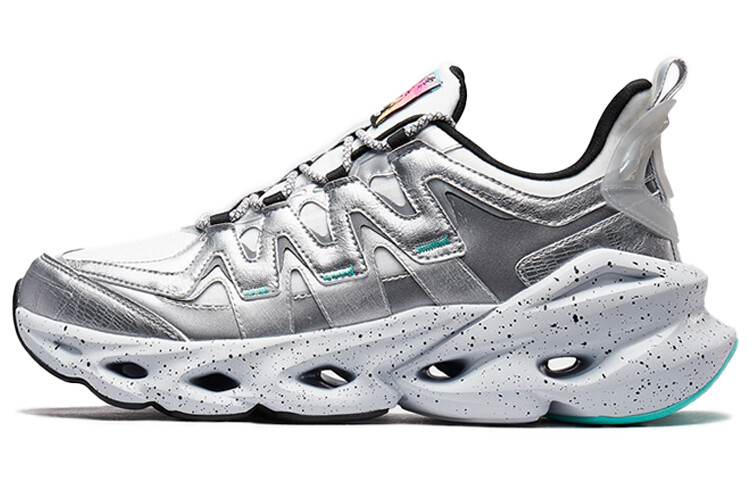 Кроссовки мужские низкие белые/зеленые Xtep
Кроссовки мужские низкие белые/зеленые Xtep