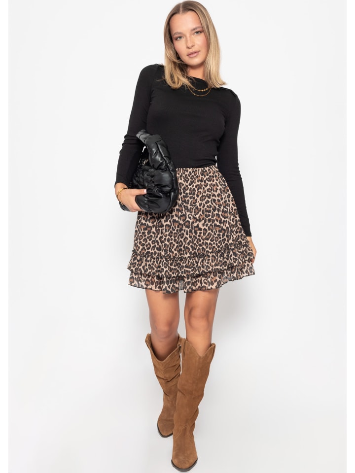 Топ SASSYCLASSY, черный
Топ SASSYCLASSY, черный