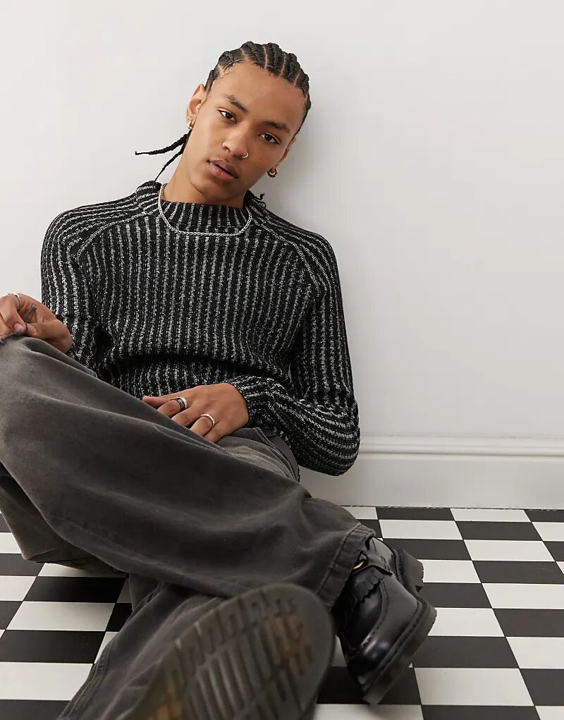 Джемпер с длинными рукавами Reclaimed Vintage черного цвета с покрытием
Джемпер с длинными рукавами Reclaimed Vintage черного цвета с покрытием