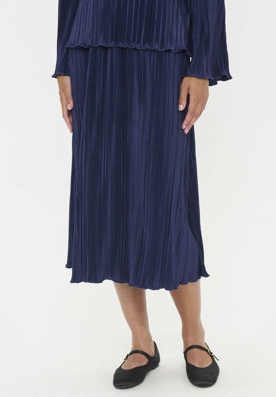 Юбка Saint Tropez ZUNISZ, Eclipse/Dark Blue
Юбка Saint Tropez ZUNISZ, Eclipse/Dark Blue