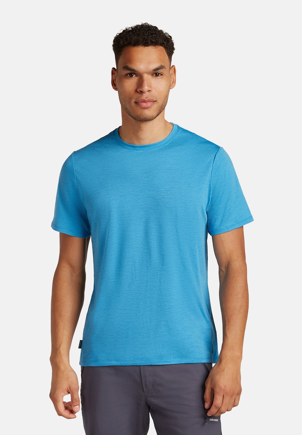 Базовая футболка TEE icebreaker, светло-голубой
Базовая футболка TEE icebreaker, светло-голубой