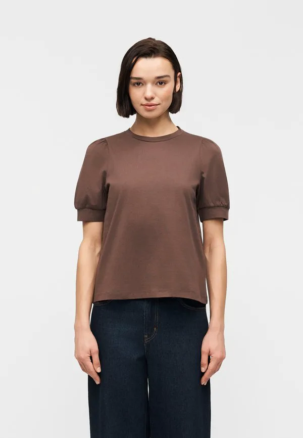 Базовая футболка awkerry с круглым вырезом Vero Moda, Chocolate Martini, Коричневый, Базовая футболка awkerry с круглым вырезом Vero Moda, Chocolate Martini
Базовая футболка awkerry с круглым вырезом Vero Moda, Chocolate Martini, Коричневый, Базовая футболка awkerry с круглым вырезом Vero Moda, Chocolate Martini