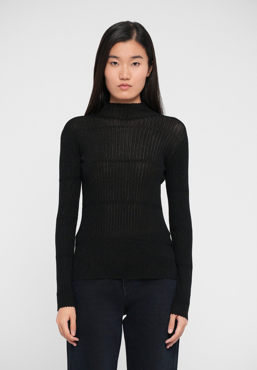 Джемпер Emporio Armani Jumper, Black
Джемпер Emporio Armani Jumper, Black