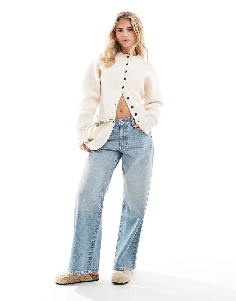 Джинсы-ганги ASOS DESIGN Petite с низкой посадкой, светло-синего цвета
Джинсы-ганги ASOS DESIGN Petite с низкой посадкой, светло-синего цвета