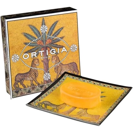 Стеклянная тарелка и мыло Zagara Ortigia
Стеклянная тарелка и мыло Zagara Ortigia