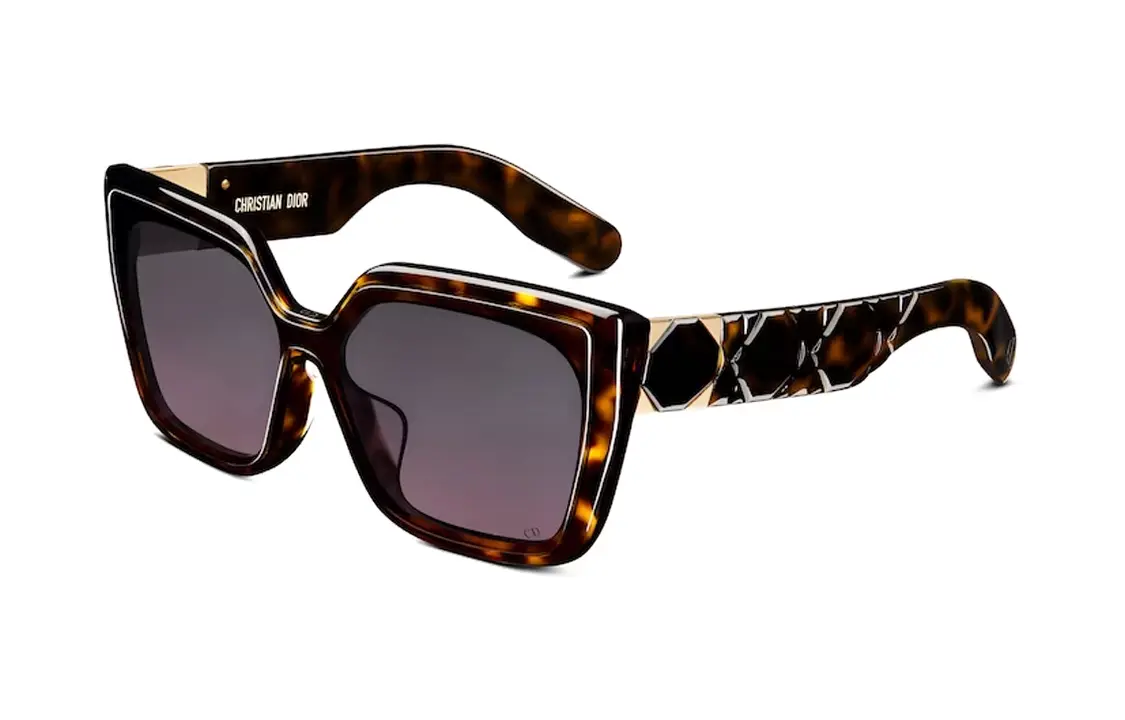 DIOR Солнцезащитные очки асимметричной формы для женщин в черепаховом цвете, Tortoiseshell
DIOR Солнцезащитные очки асимметричной формы для женщин в черепаховом цвете, Tortoiseshell