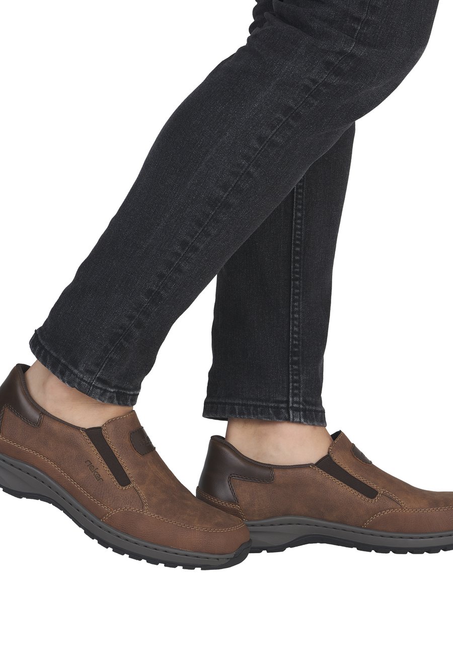 Лоферы Rieker Slip-ons, Braun/Brown
Лоферы Rieker Slip-ons, Braun/Brown