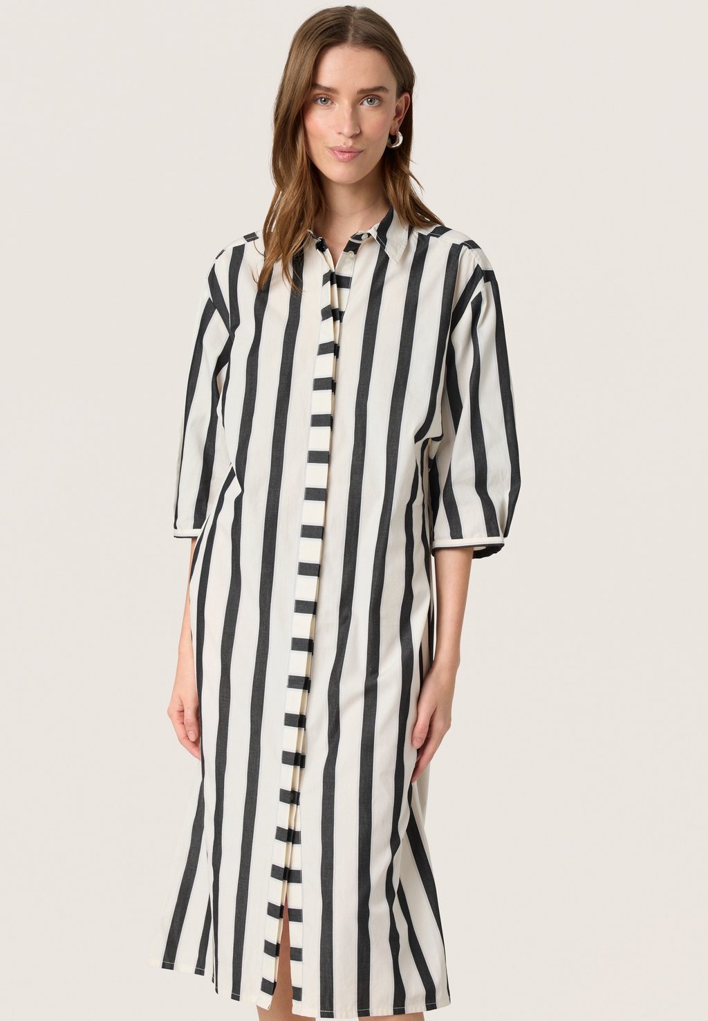 Платье-рубашка Soaked in Luxury, мультиколор
Платье-рубашка Soaked in Luxury, мультиколор