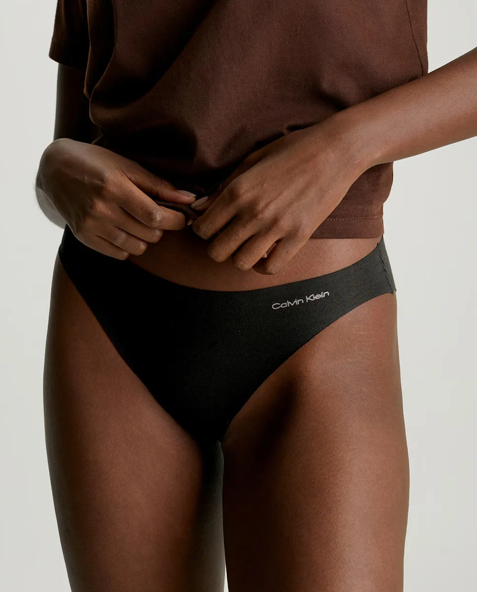 Классические трусики Invisible Cotton из хлопка Calvin Klein, черный
Классические трусики Invisible Cotton из хлопка Calvin Klein, черный