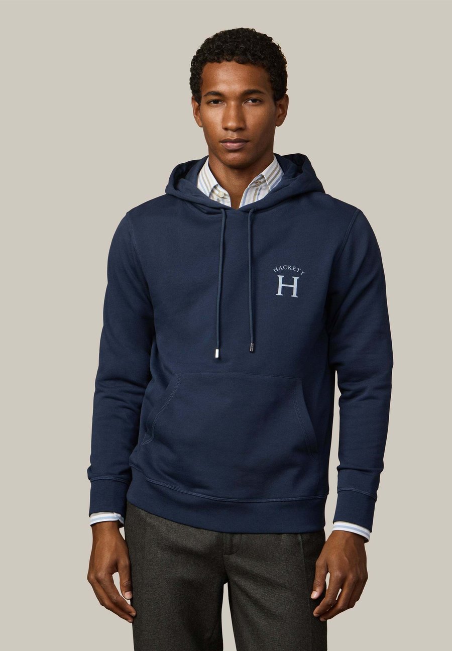Худи Hackett London HERITAGE ESS , Old Navy/Dark Blue
Худи Hackett London HERITAGE ESS , Old Navy/Dark Blue