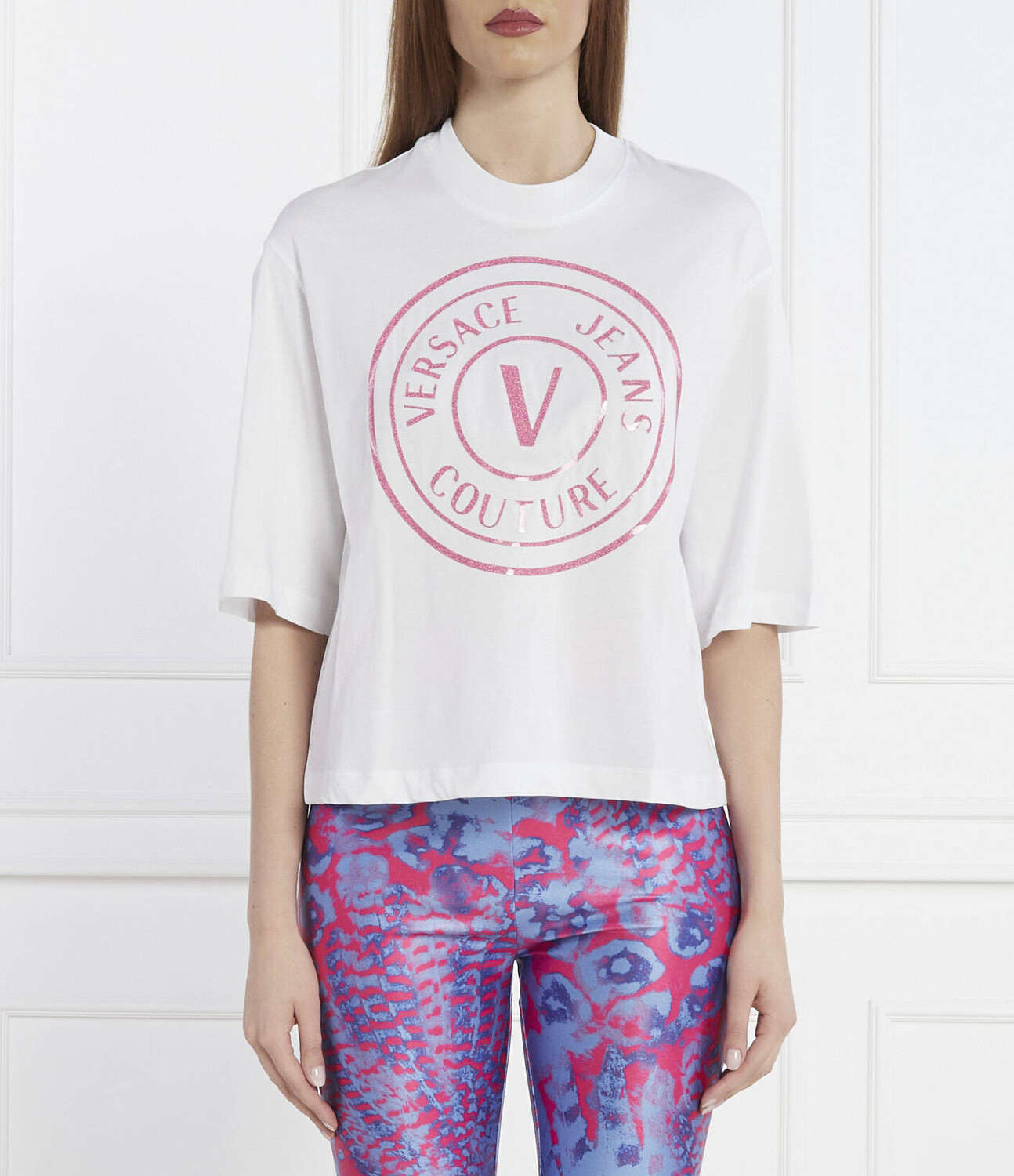 Футболка Versace Jeans Couture Oversize fit, белый
Футболка Versace Jeans Couture Oversize fit, белый