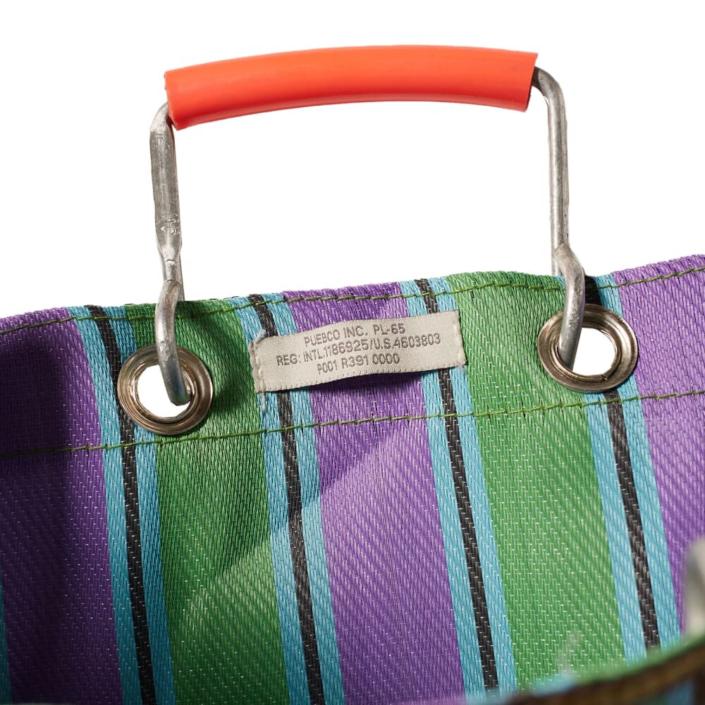 Квадратная сумка из переработанного пластика Puebco
Квадратная сумка из переработанного пластика Puebco