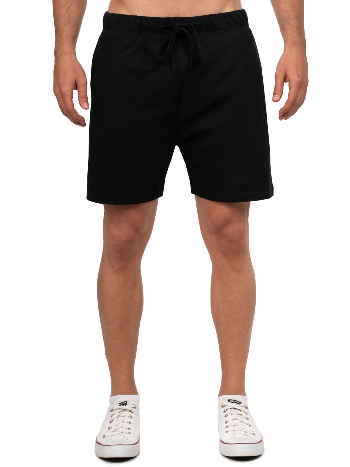 Шорты в черном Reichstadt
Шорты в черном Reichstadt