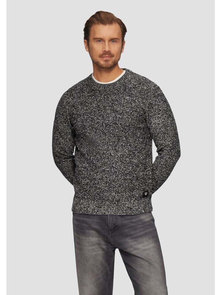 Пуловер s.Oliver Strickpullover langarm, черный
Пуловер s.Oliver Strickpullover langarm, черный
