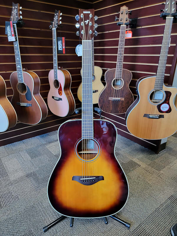 Акустическая гитара Yamaha FG-TA TransAcoustic Dreadnought - Sunburst
Акустическая гитара Yamaha FG-TA TransAcoustic Dreadnought - Sunburst