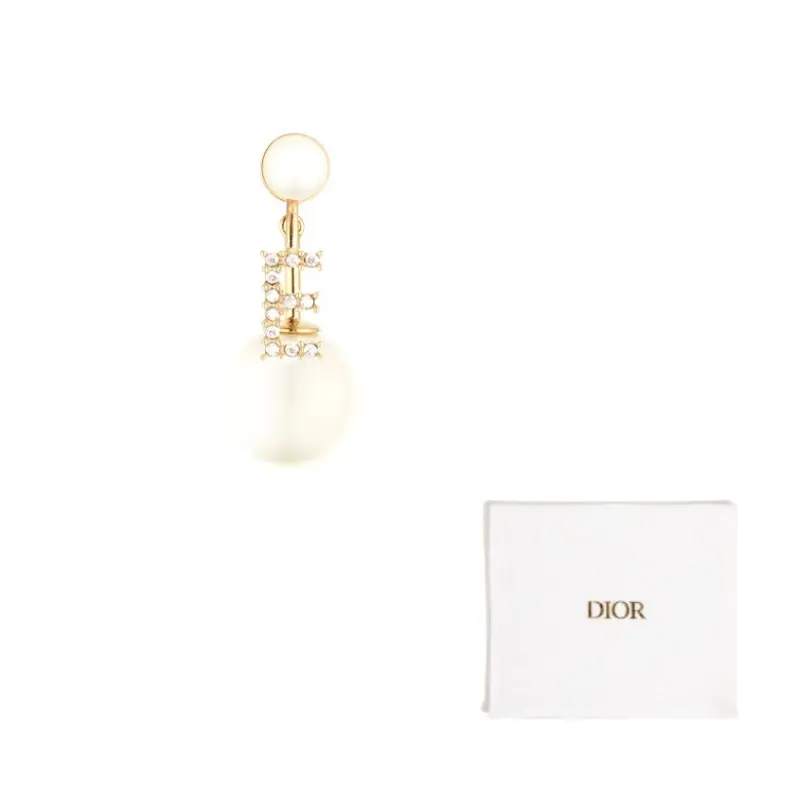 Мои ABC-серьги для женщин DIOR
Мои ABC-серьги для женщин DIOR