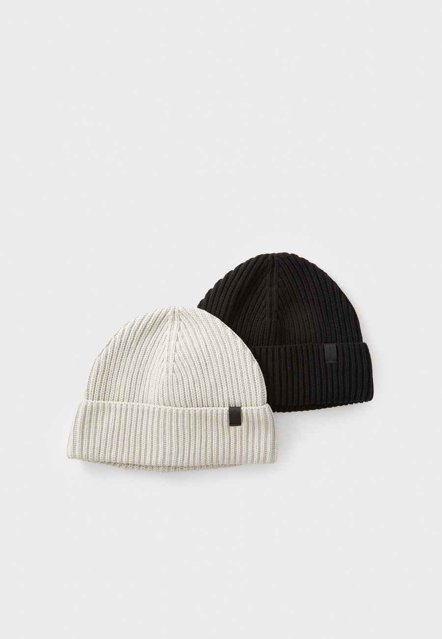 Шапка Pier One UNISEX 2 PACK, Black/Grey/Black
Шапка Pier One UNISEX 2 PACK, Black/Grey/Black